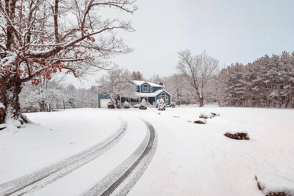 Mountain Blue Vista - Luxury Retreat Near Ski Resorts With Pond, Firepit And Hot Tub Windham Exterior foto